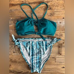 NWT AttracoSports Tie Front Bikini - L